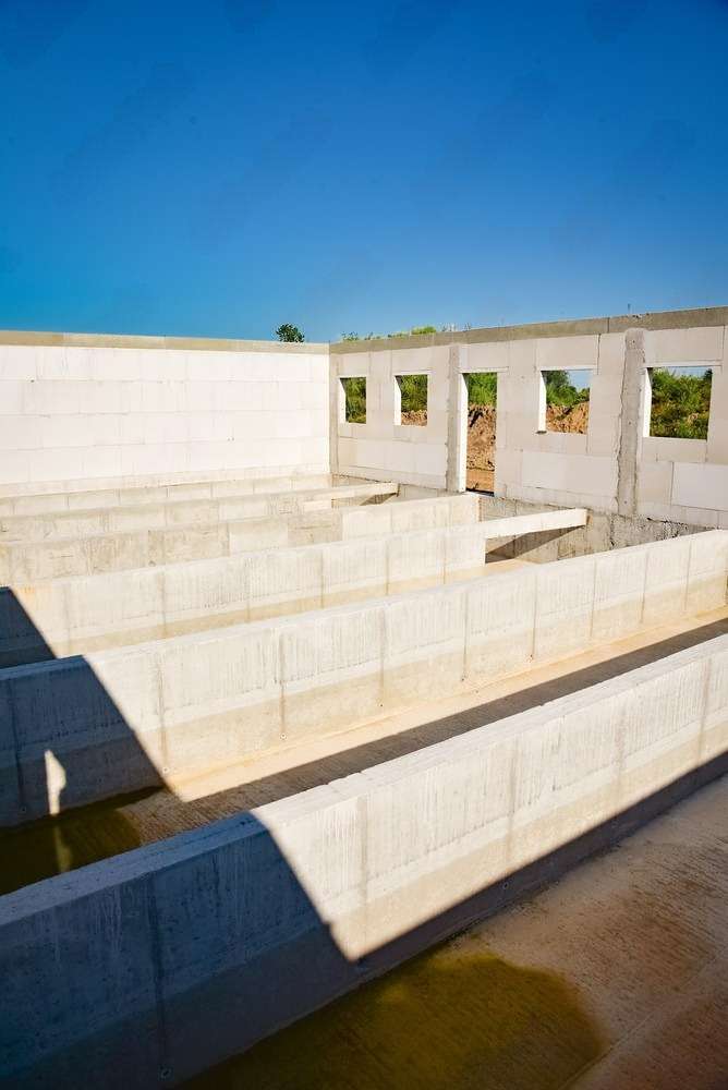 Instan a revisar la normativa de purines que limita el crecimiento del porcino en Castilla y León